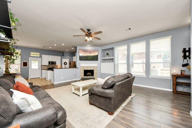 2308 Perkins Crossing Drive, Conroe, TX 77304