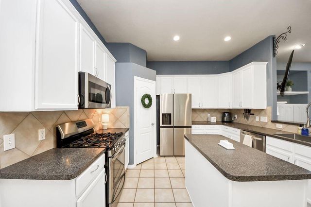 2308 Perkins Crossing Drive, Conroe, TX 77304