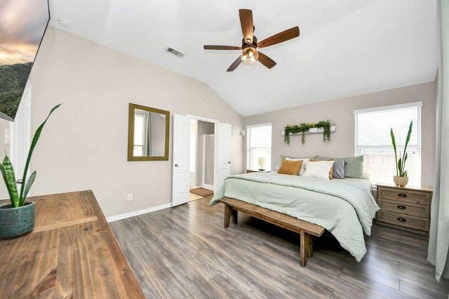 2308 Perkins Crossing Drive, Conroe, TX 77304