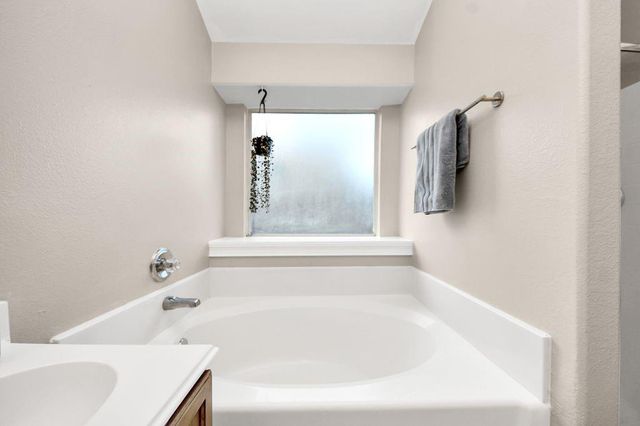 2308 Perkins Crossing Drive, Conroe, TX 77304