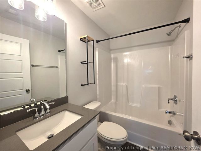 644 Amusement Drive, Hope Mills, NC 28348