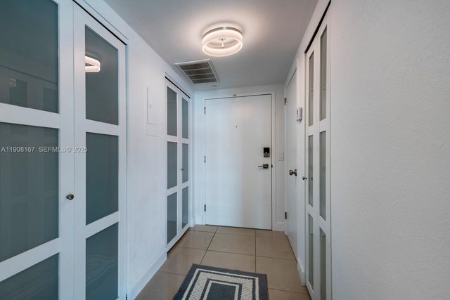 4010 Galt Ocean Drive 815, Fort Lauderdale, FL 33308