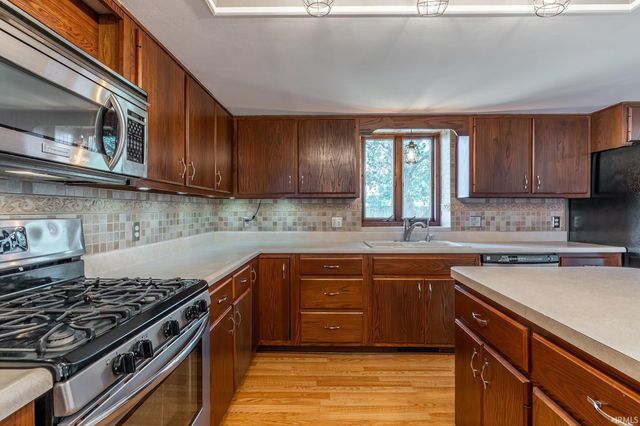 8211 Fawncrest Place, Fort Wayne, IN 46835