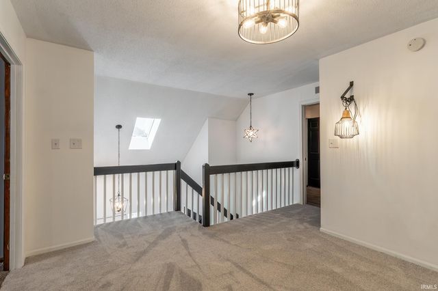 8211 Fawncrest Place, Fort Wayne, IN 46835