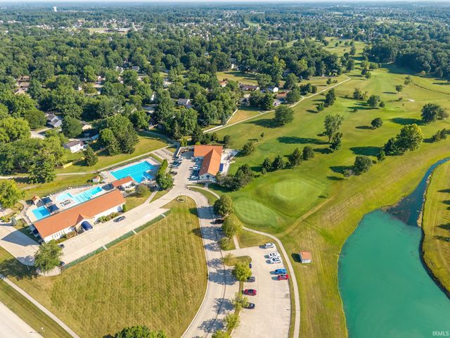 8211 Fawncrest Place, Fort Wayne, IN 46835