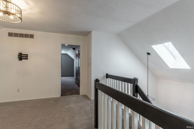 8211 Fawncrest Place, Fort Wayne, IN 46835
