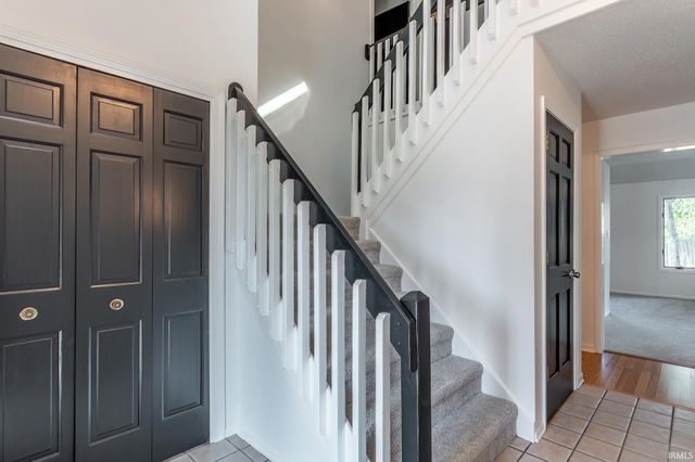 8211 Fawncrest Place, Fort Wayne, IN 46835