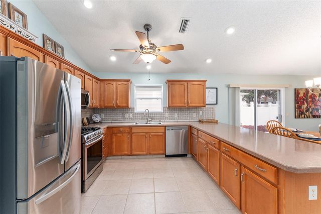 2049 DUVAL COURT, The Villages, FL 32162