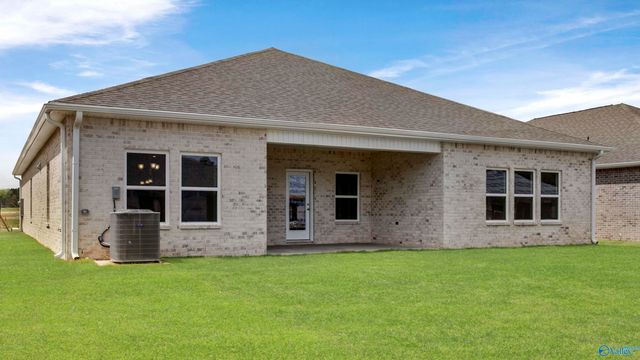 17638 Sapphire Lane, Athens, AL 35749