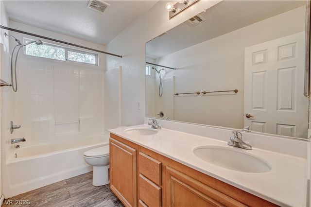 5032 Stumbling Colt Court, Las Vegas, NV 89131
