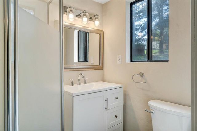 2159 Beavers LN, Vinton, VA 24179