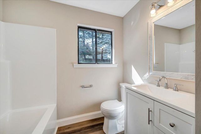 2159 Beavers LN, Vinton, VA 24179