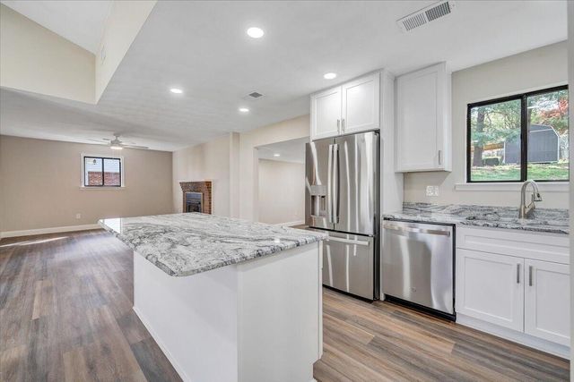 2159 Beavers LN, Vinton, VA 24179