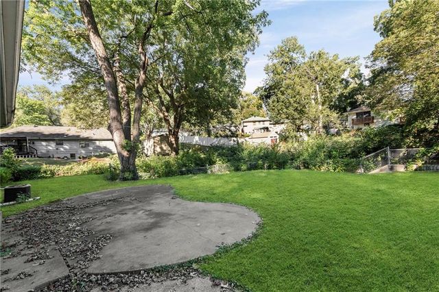 6302 E 102nd Street, Kansas City, MO 64134