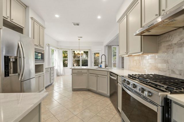 4006 Stonehurst Drive, Pearland, TX 77584