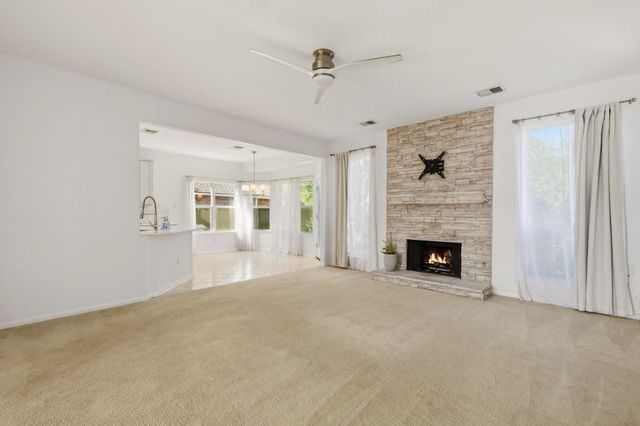 4006 Stonehurst Drive, Pearland, TX 77584