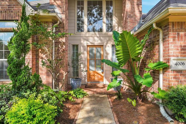 4006 Stonehurst Drive, Pearland, TX 77584