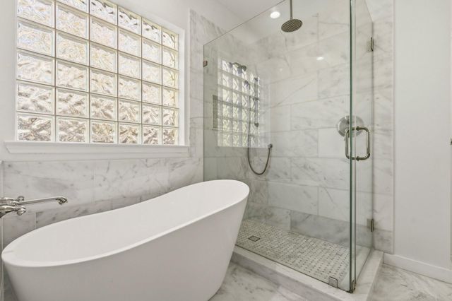 4006 Stonehurst Drive, Pearland, TX 77584