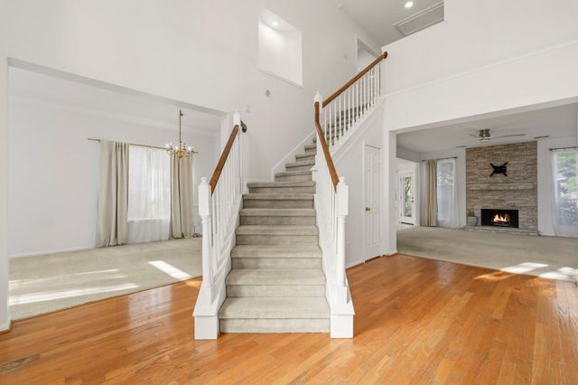 4006 Stonehurst Drive, Pearland, TX 77584