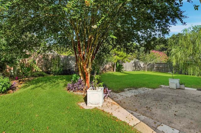 4006 Stonehurst Drive, Pearland, TX 77584