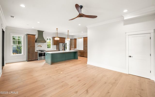 902 Harrington Street, Beaufort, SC 29902