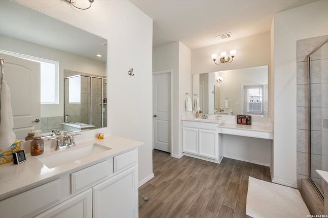 4047 WILD BLOOM RD, Seguin, TX 78155