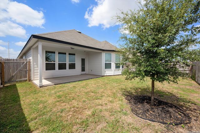 4047 WILD BLOOM RD, Seguin, TX 78155