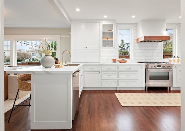 1450 E 38th ST, Oakland, CA 94602