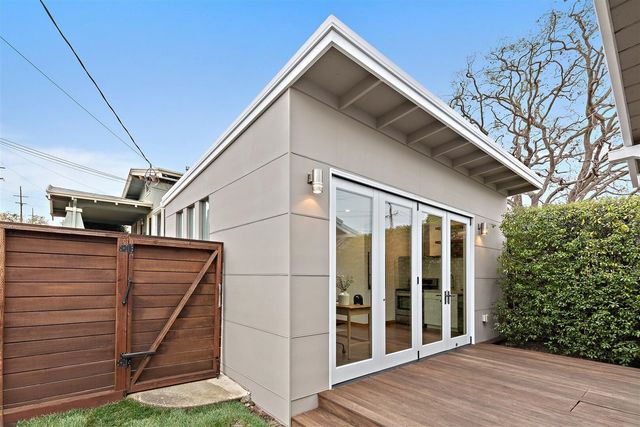 1450 E 38th ST, Oakland, CA 94602