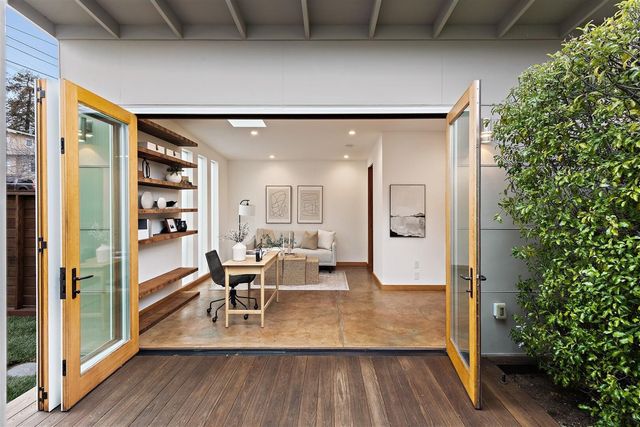 1450 E 38th ST, Oakland, CA 94602