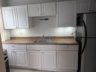 1 Sutton Street 2W, Northbridge, MA 01534