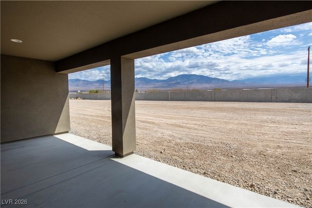 3871 North Mayfield Ranch Road, Pahrump, NV 89060