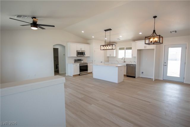 3871 North Mayfield Ranch Road, Pahrump, NV 89060