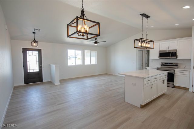 3871 North Mayfield Ranch Road, Pahrump, NV 89060