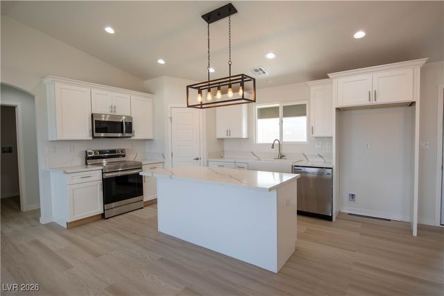 3871 North Mayfield Ranch Road, Pahrump, NV 89060