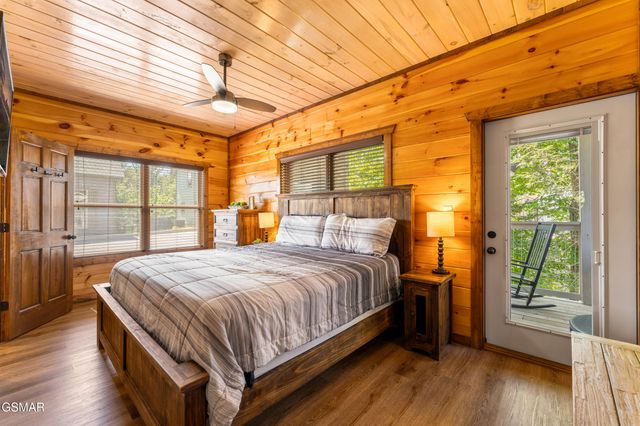 851 Osprey Way, Pigeon Forge, TN 37863