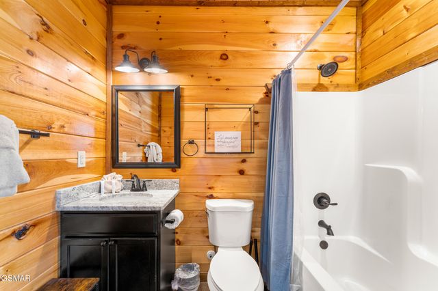 851 Osprey Way, Pigeon Forge, TN 37863