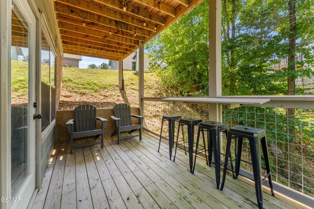 851 Osprey Way, Pigeon Forge, TN 37863