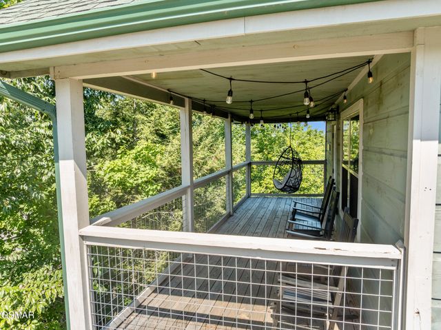 851 Osprey Way, Pigeon Forge, TN 37863