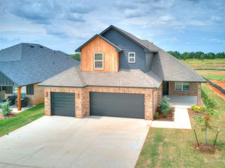 209 Sage Brush Way, Edmond, OK 73025
