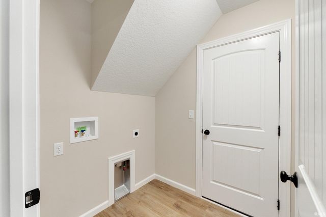 11132 Carob Thorn Trail, Roanoke, IN 46783