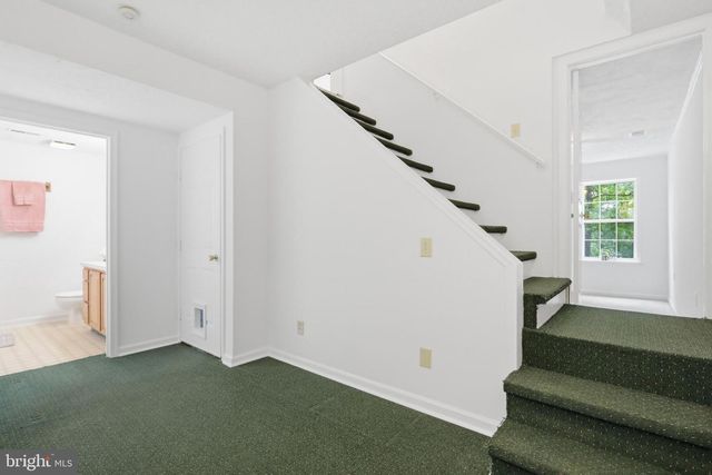106 WILD TURKEY RD, Harpers Ferry, WV 25425