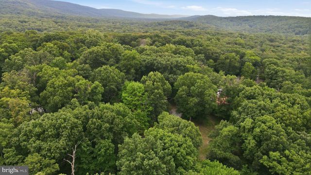106 WILD TURKEY RD, Harpers Ferry, WV 25425