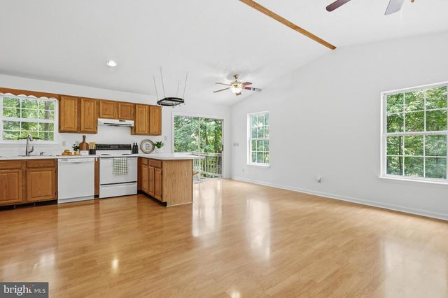 106 WILD TURKEY RD, Harpers Ferry, WV 25425