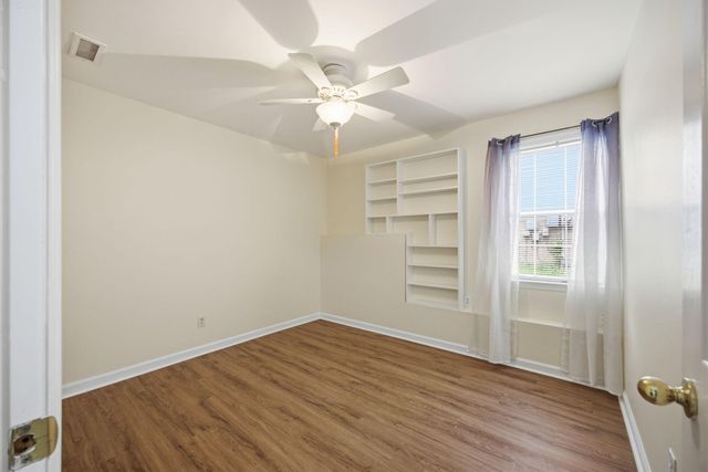 124 Brently Woods Drive, Chattanooga, TN 37421