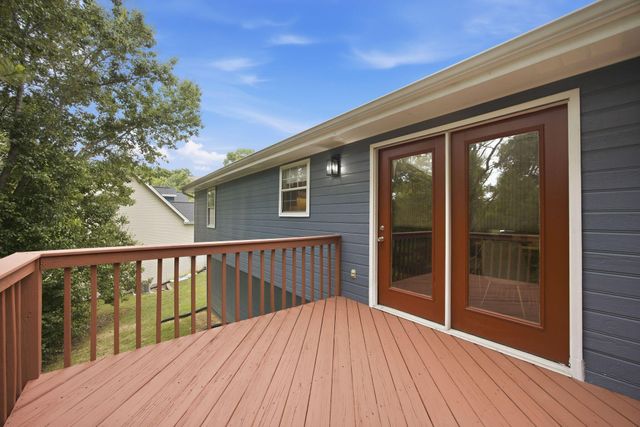124 Brently Woods Drive, Chattanooga, TN 37421