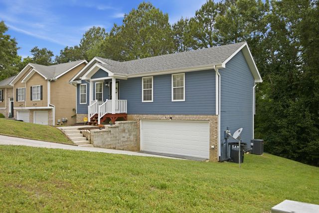 124 Brently Woods Drive, Chattanooga, TN 37421