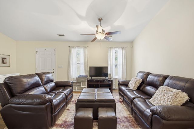 124 Brently Woods Drive, Chattanooga, TN 37421