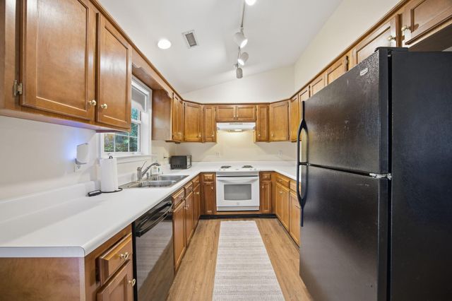 124 Brently Woods Drive, Chattanooga, TN 37421