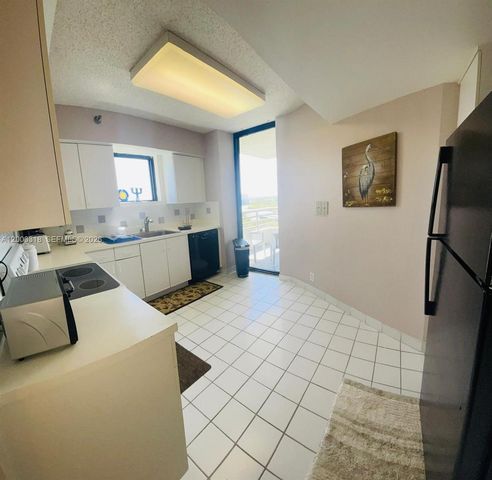 3300 NE 191st St 1101, Aventura, FL 33180